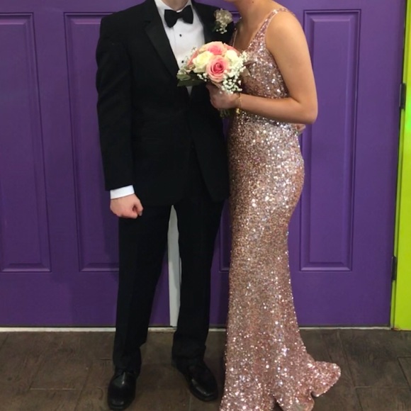 Prom Dress! - Picture 3 of 3